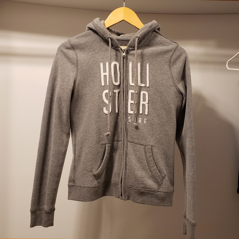 Hollister sweatshirt
